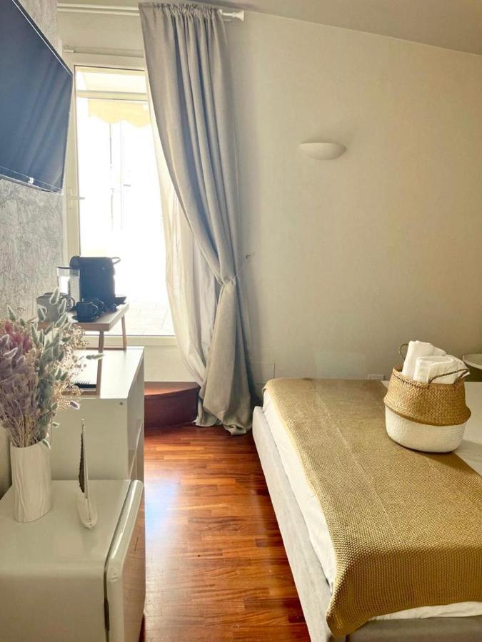 Apulia Journey - Manzoni 11 Hotel Bari Kültér fotó