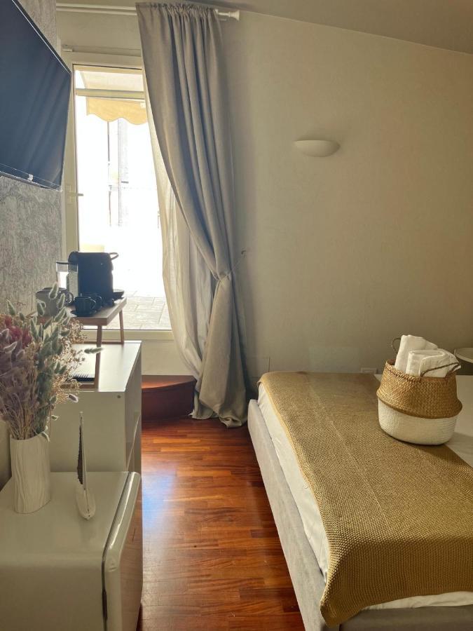 Apulia Journey - Manzoni 11 Hotel Bari Kültér fotó