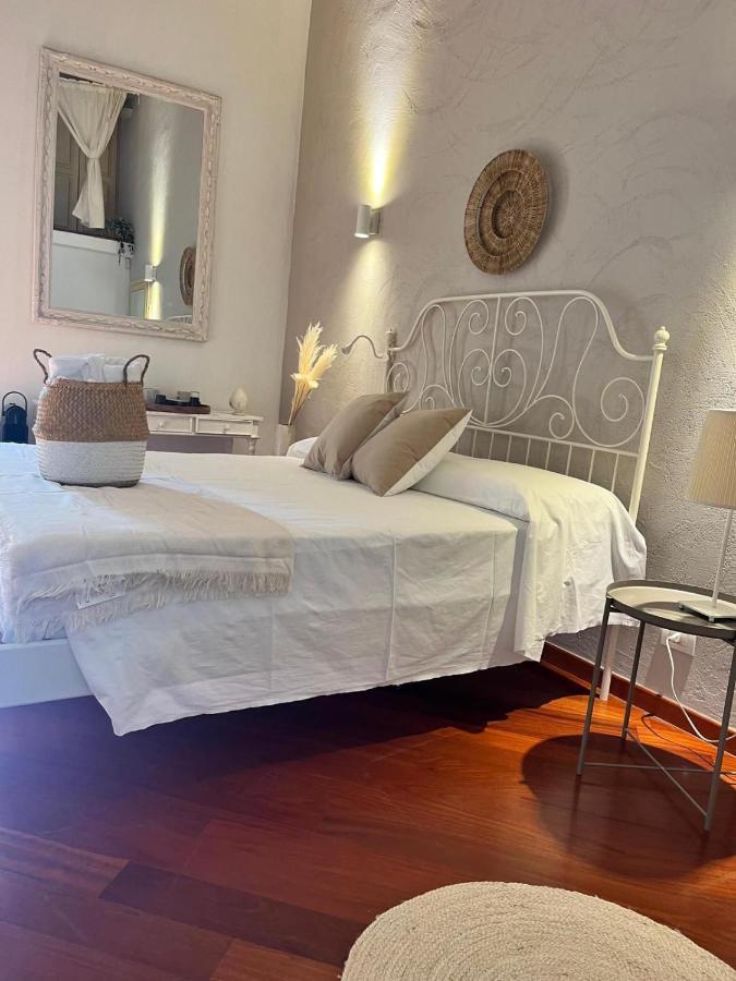 Apulia Journey - Manzoni 11 Hotel Bari Kültér fotó