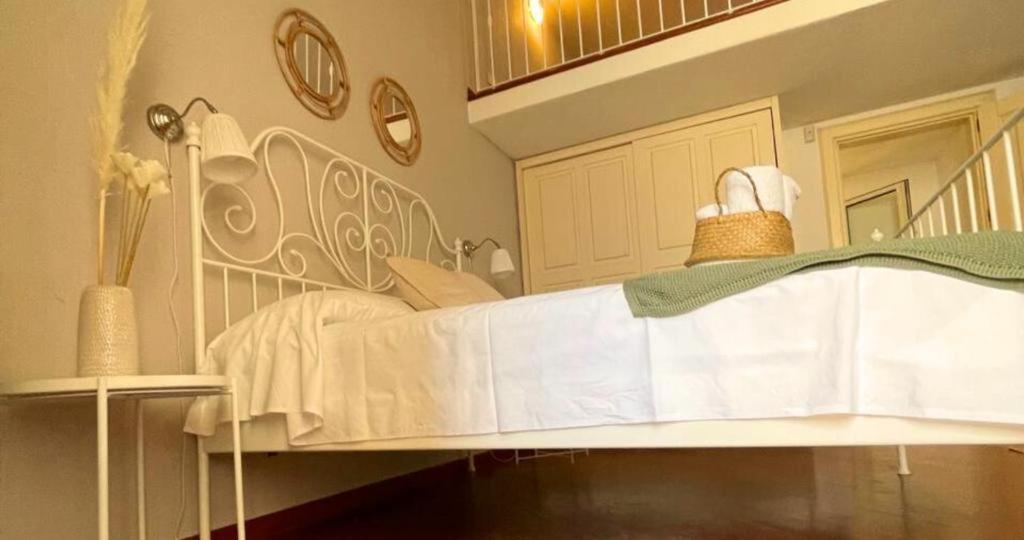 Apulia Journey - Manzoni 11 Hotel Bari Kültér fotó