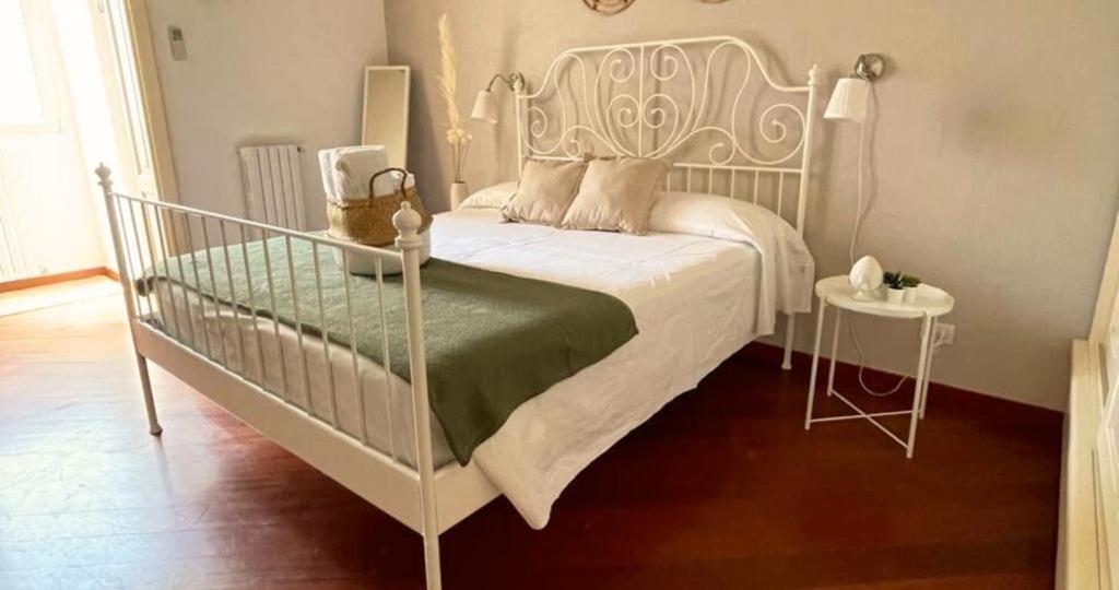 Apulia Journey - Manzoni 11 Hotel Bari Kültér fotó